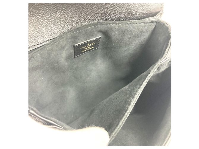 Borsa Oxford Louis Vuitton M22735 Nero - vista 12