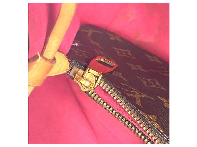 Néonoé Borsa a Spalla Lovelock NeoNoe Monogramma Louis Vuitton Marrone - vista 13