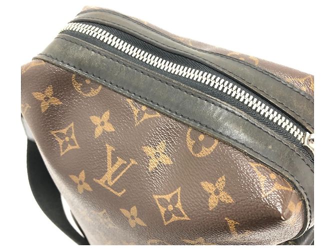 Louis Vuitton Monogram Macassar Torres PM Shoulder Bag Brown Black - vue 17