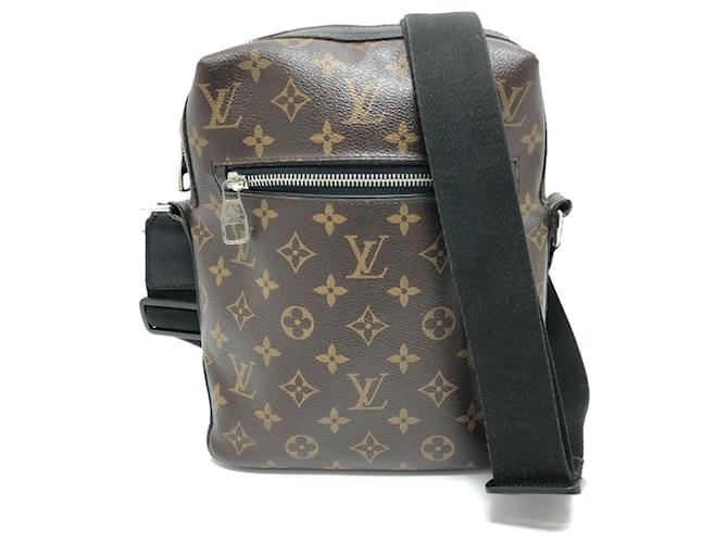 Louis Vuitton Monogram Macassar Torres PM Shoulder Bag Brown Black - vue 2