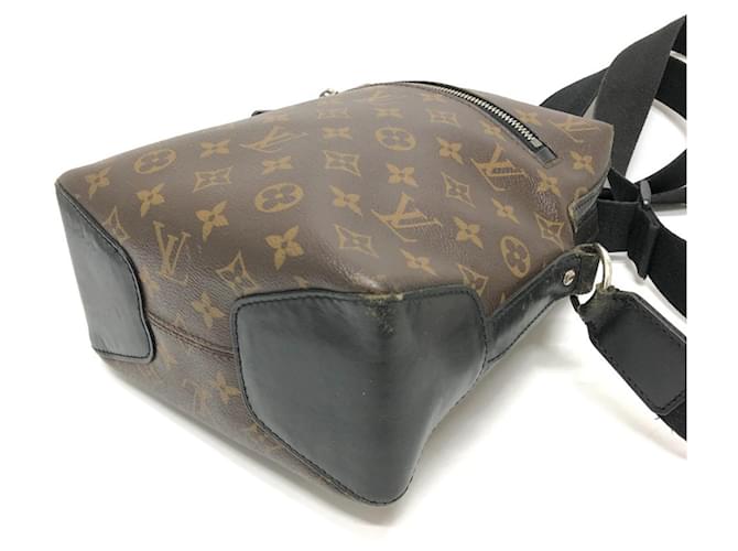 Louis Vuitton Monogram Macassar Torres PM Shoulder Bag Brown Black - vue 5