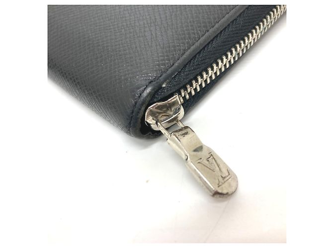Zippy Louis Vuitton Taiga Leather Long Wallet Black - view 6