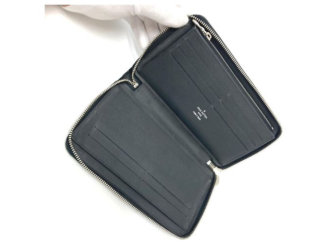 Zippy Louis Vuitton Taiga Leather Long Wallet Black - view 7