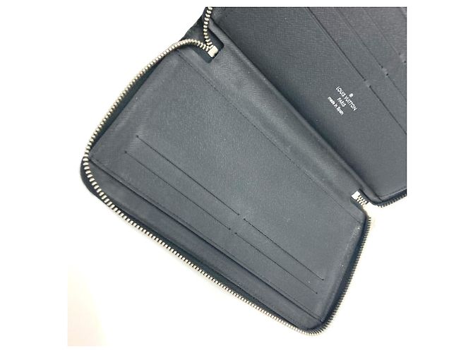 Zippy Louis Vuitton Taiga Leather Long Wallet Black - view 8