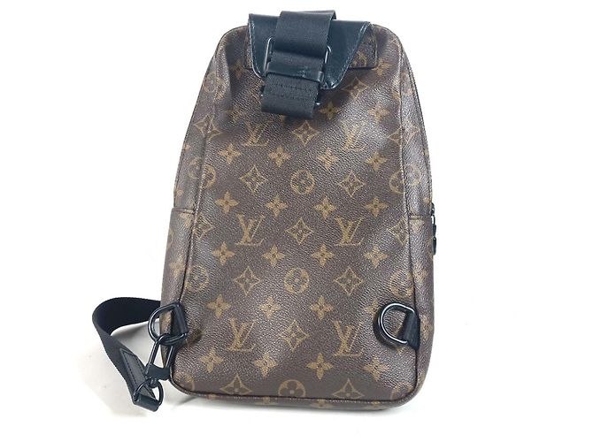 Borsa a tracolla Avenue Monogram Macassar di Louis Vuitton Marrone Nero - vista 2