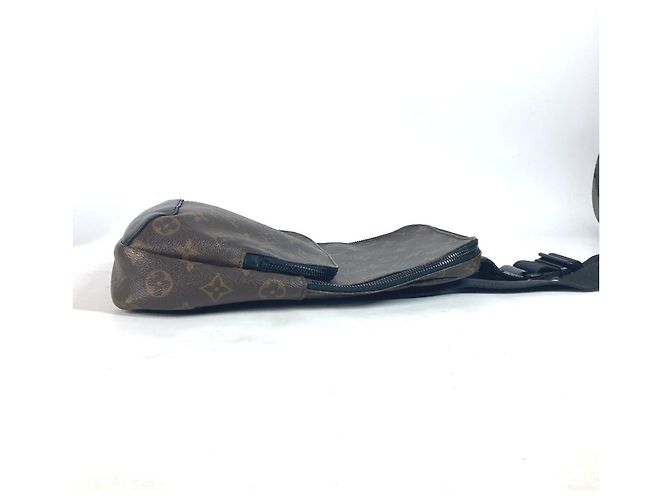 Borsa a tracolla Avenue Monogram Macassar di Louis Vuitton Marrone Nero - vista 4