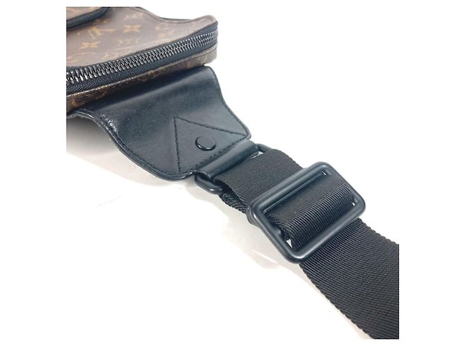 Borsa a tracolla Avenue Monogram Macassar di Louis Vuitton Marrone Nero - vista 9