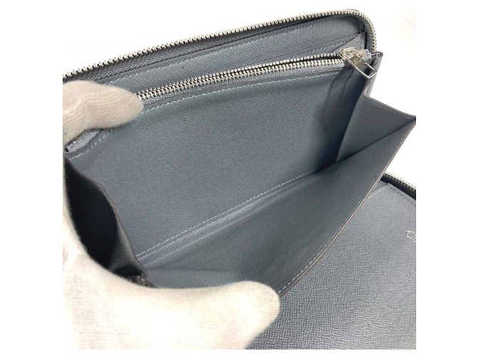 Cartera larga Zippy Organizer Taiga de Louis Vuitton Castaño - vista 11