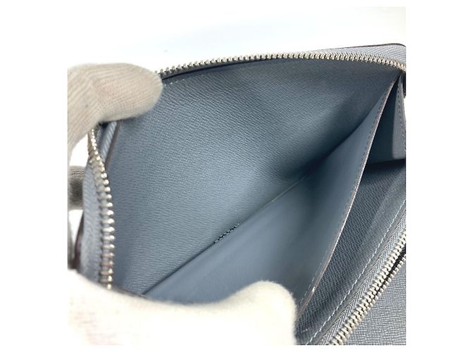 Cartera larga Zippy Organizer Taiga de Louis Vuitton Castaño - vista 15
