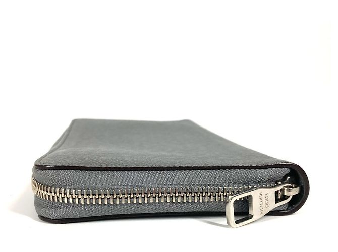 Cartera larga Zippy Organizer Taiga de Louis Vuitton Castaño - vista 3
