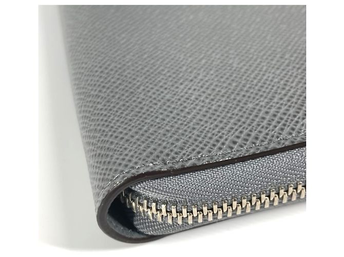 Cartera larga Zippy Organizer Taiga de Louis Vuitton Castaño - vista 7