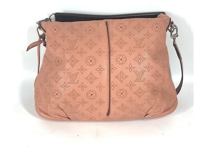 Borsa a tracolla Louis Vuitton Mahina Selene PM Marrone Rosa - vista 2