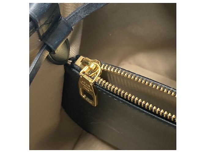 Néonoé Borsa a spalla NeoNoe MM Monogram Louis Vuitton a bordo piscina Nero Beige - vista 13