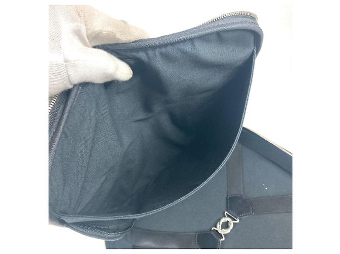 Borsa 2WAY Taiga Tura di Louis Vuitton Nero Grigio - vista 13