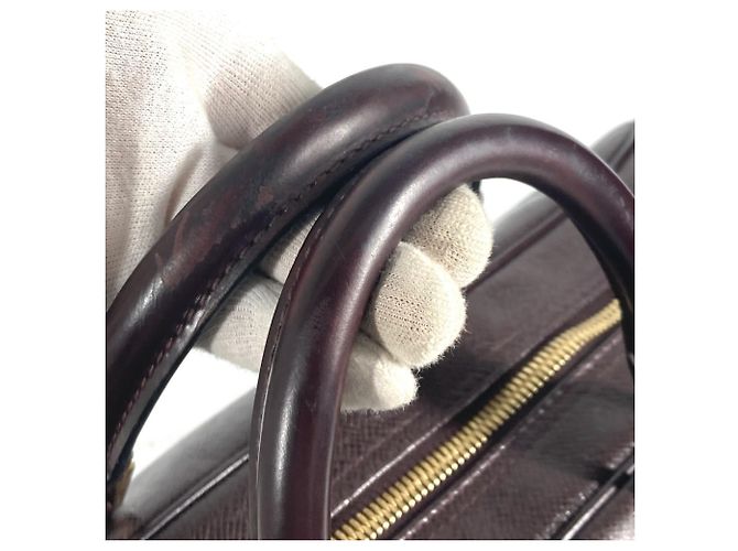 Borsa Kendall PM Taiga Louis Vuitton Marrone - vista 7