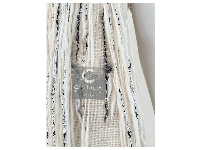 Ikonisches Fransen-Tweed-Kleid der Chanel Arctic Ice Kollektion 38 FR Roh - Ansicht 4