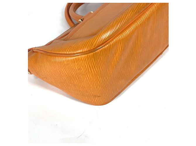 Borsa a mano Louis Vuitton Epi Danura MM Arancione - vista 10