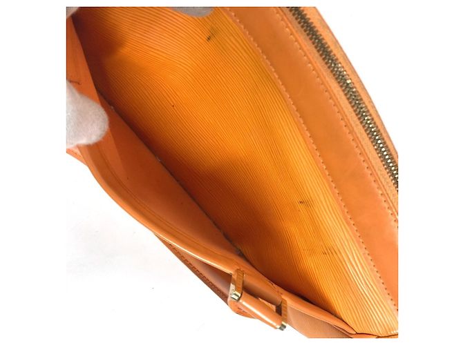 Borsa a mano Louis Vuitton Epi Danura MM Arancione - vista 14