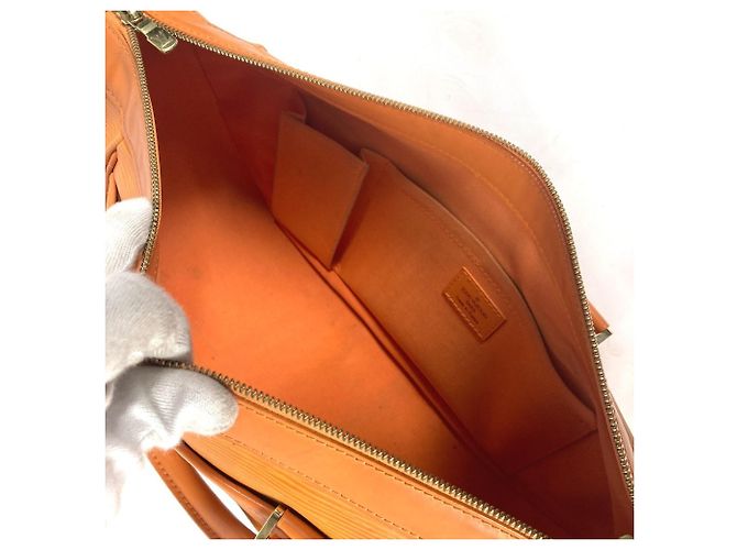 Borsa a mano Louis Vuitton Epi Danura MM Arancione - vista 15