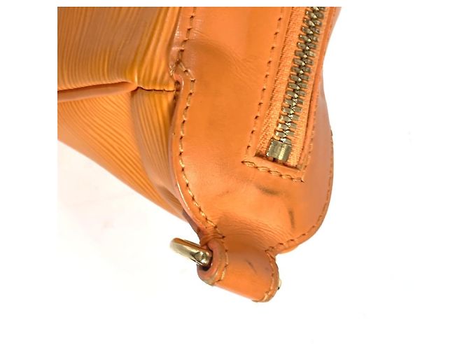Borsa a mano Louis Vuitton Epi Danura MM Arancione - vista 8