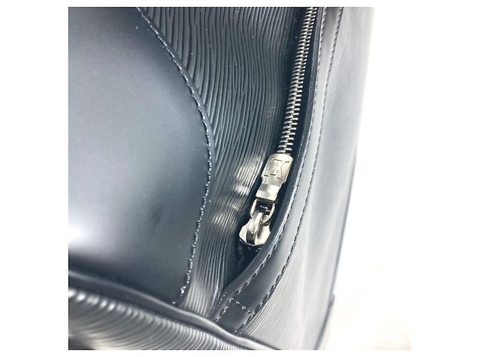 Borsa Bourget 50 Epi di Louis Vuitton Nero - vista 9
