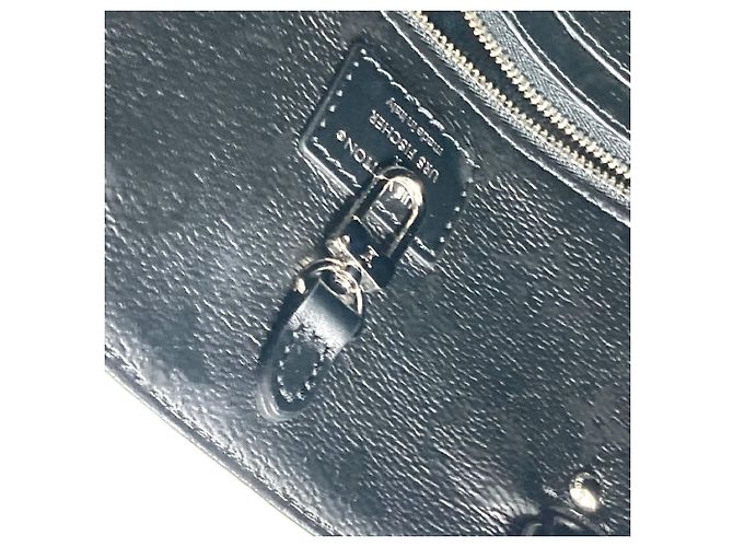 Borsa a spalla Monogram tufted M45567 di Louis Vuitton Nero Bianco - vista 13