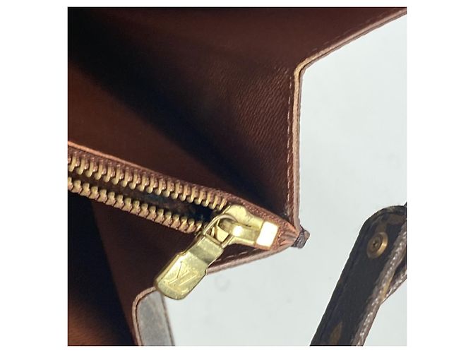 Borsa Documenti Chiusura Monogramma Louis Vuitton Marrone - vista 12
