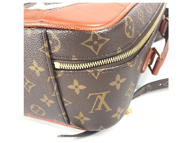 Louis Vuitton NBA Collaboration Shoebox Backpack Brown Monogram - view 10