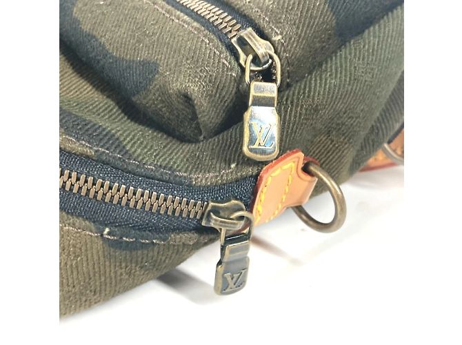 Louis Vuitton Camouflage Nano Rucksack Charm Grün - Ansicht 9