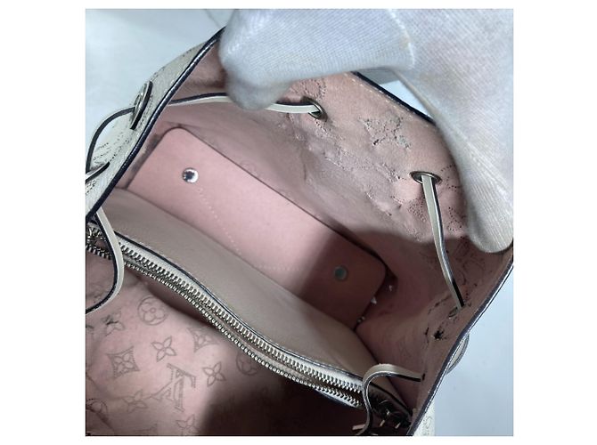 Borsa Louis Vuitton Monogram Mahina Muria Bianco - vista 13