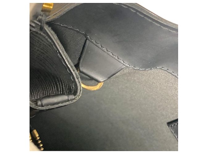Borsa a Spalla Louis Vuitton Epi Mandala MM Nero - vista 17