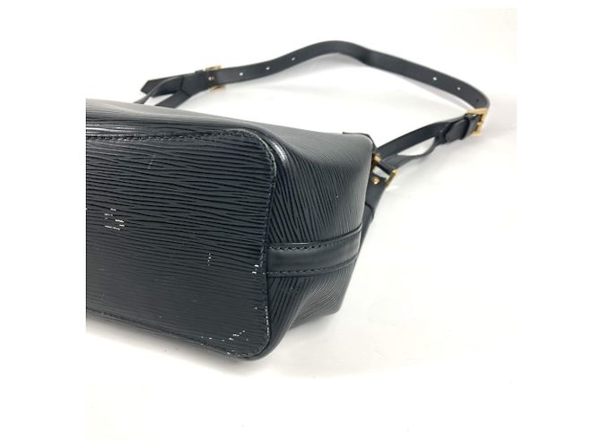 Borsa a Spalla Louis Vuitton Epi Mandala MM Nero - vista 6