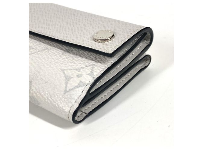 Billetera compacta Discovery Taiga Rama de Louis Vuitton Blanco - vista 3