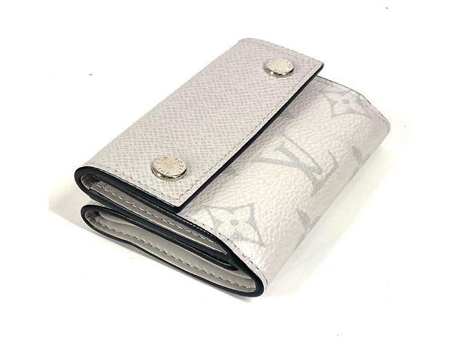 Billetera compacta Discovery Taiga Rama de Louis Vuitton Blanco - vista 5