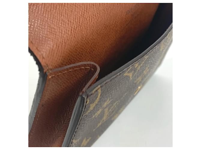 Belt Bag Monogram Arche Louis Vuitton Marrone - vista 15