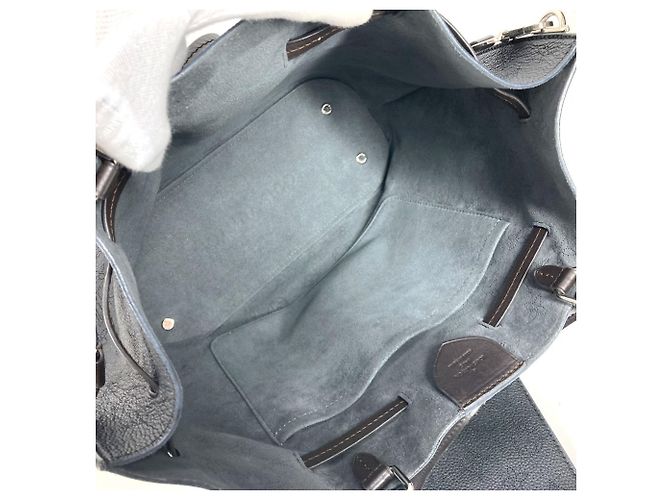 Borsa Girolata in Mahina Monogram Louis Vuitton Nero - vista 15