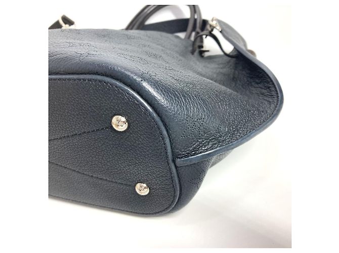 Borsa Girolata in Mahina Monogram Louis Vuitton Nero - vista 6