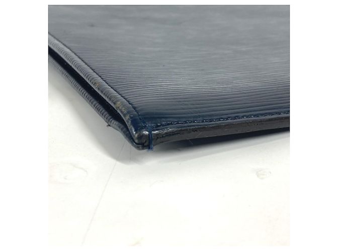 Borsa Clutch Pochette Jour GM in Epi di Louis Vuitton Blu Blu navy - vista 4