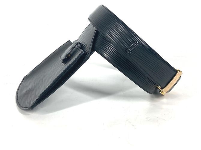 Belt Bag Sherwood Epi Louis Vuitton Nero - vista 4