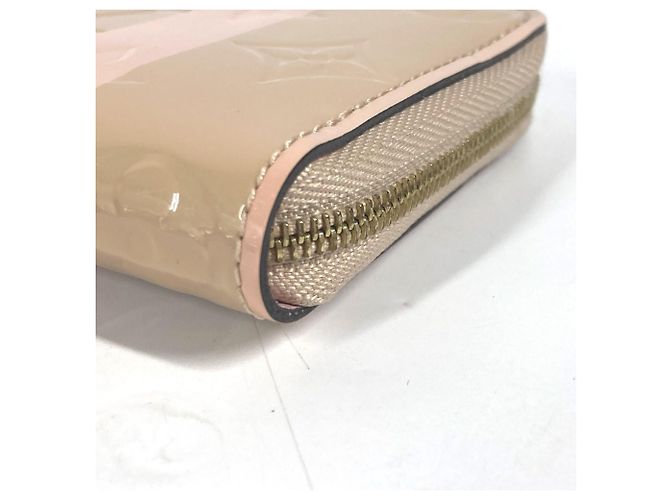 Portafoglio con zip in Vernis Monogram Rayure Louis Vuitton Rosa Beige - vista 4