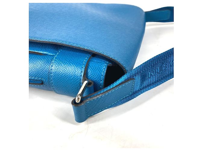 Borsa a tracolla con flap Roman PM in Taiga di Louis Vuitton Blu - vista 13