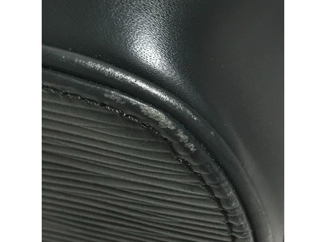 Sac à dos Christopher PM Epi de Louis Vuitton Noir - vue 4