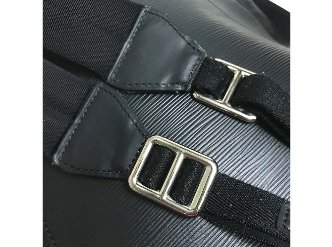 Sac à dos Christopher PM Epi de Louis Vuitton Noir - vue 8