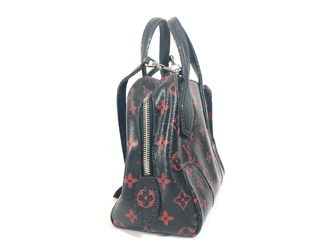 Borsa a Spalla Soft BB Dora Monogramma Rosso Louis Vuitton Nero - vista 3