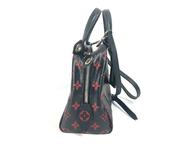 Borsa a Spalla Soft BB Dora Monogramma Rosso Louis Vuitton Nero - vista 4