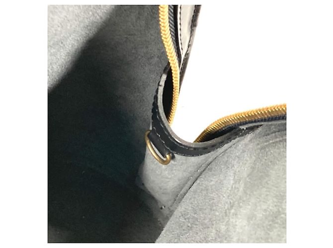 Zaino Cobran Epi Louis Vuitton Nero - vista 15