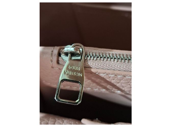 Borsa Louis Vuitton MM Capucines in pelle marrone Rosa - vista 14