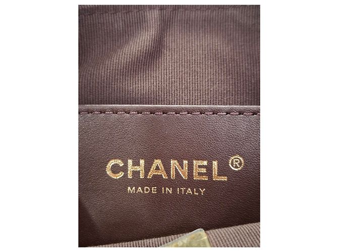 Timeless Bolsa hobo Chanel CC em couro marrom com corrente mista acolchoada Vermelho - vista 16