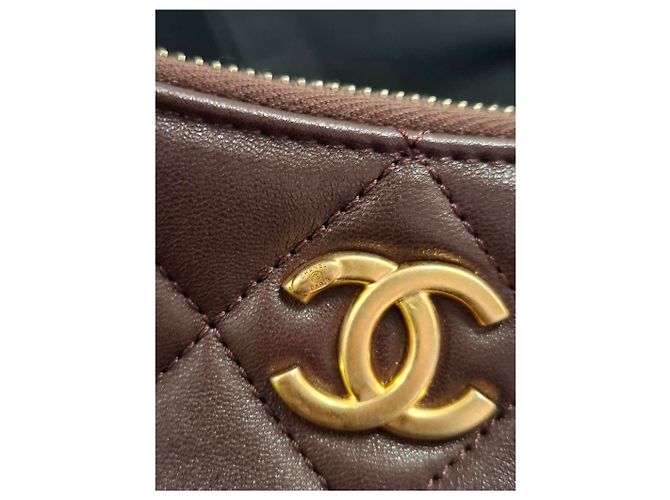 Timeless Bolsa hobo Chanel CC em couro marrom com corrente mista acolchoada Vermelho - vista 18