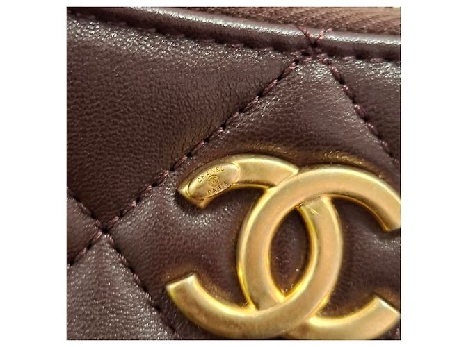 Timeless Bolsa hobo Chanel CC em couro marrom com corrente mista acolchoada Vermelho - vista 9